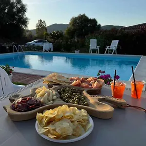Sardama Bed & Breakfast Torpè